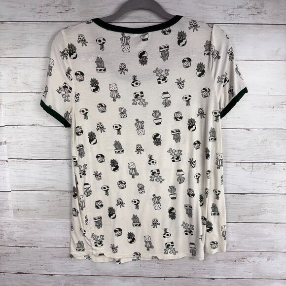 Modcloth White Green Potted Plants Tee - Picture 2 of 3